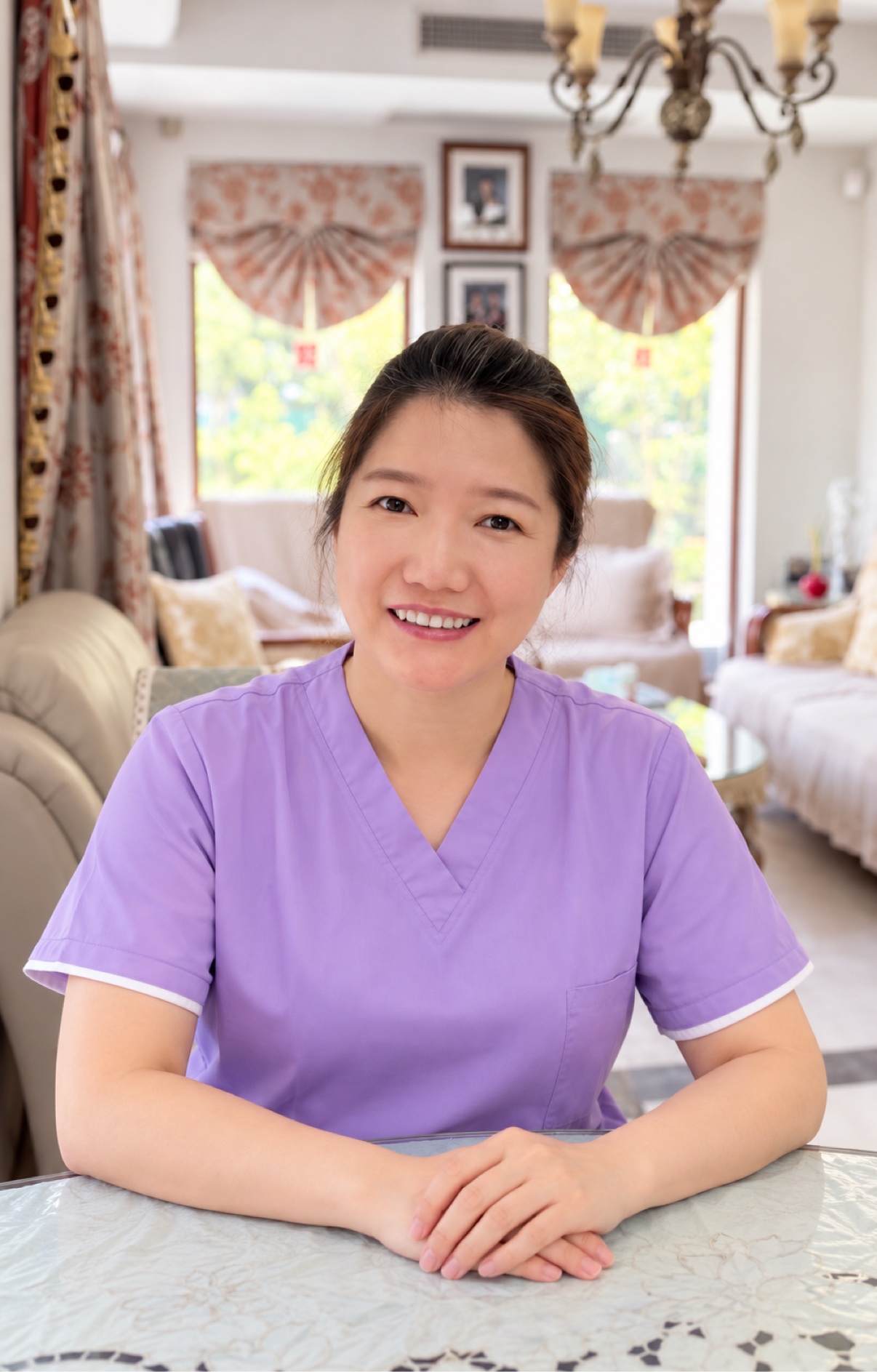 Xiao Li, postpartum doula